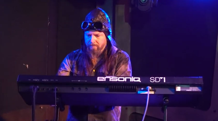 Steinar Sverd Johnsen, Arcturus live (from video by Emicom)